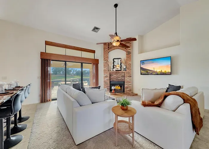 Oleander Chandler/ocotillo Holiday home