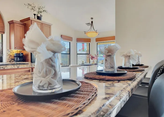 Oleander Chandler/ocotillo Holiday home
